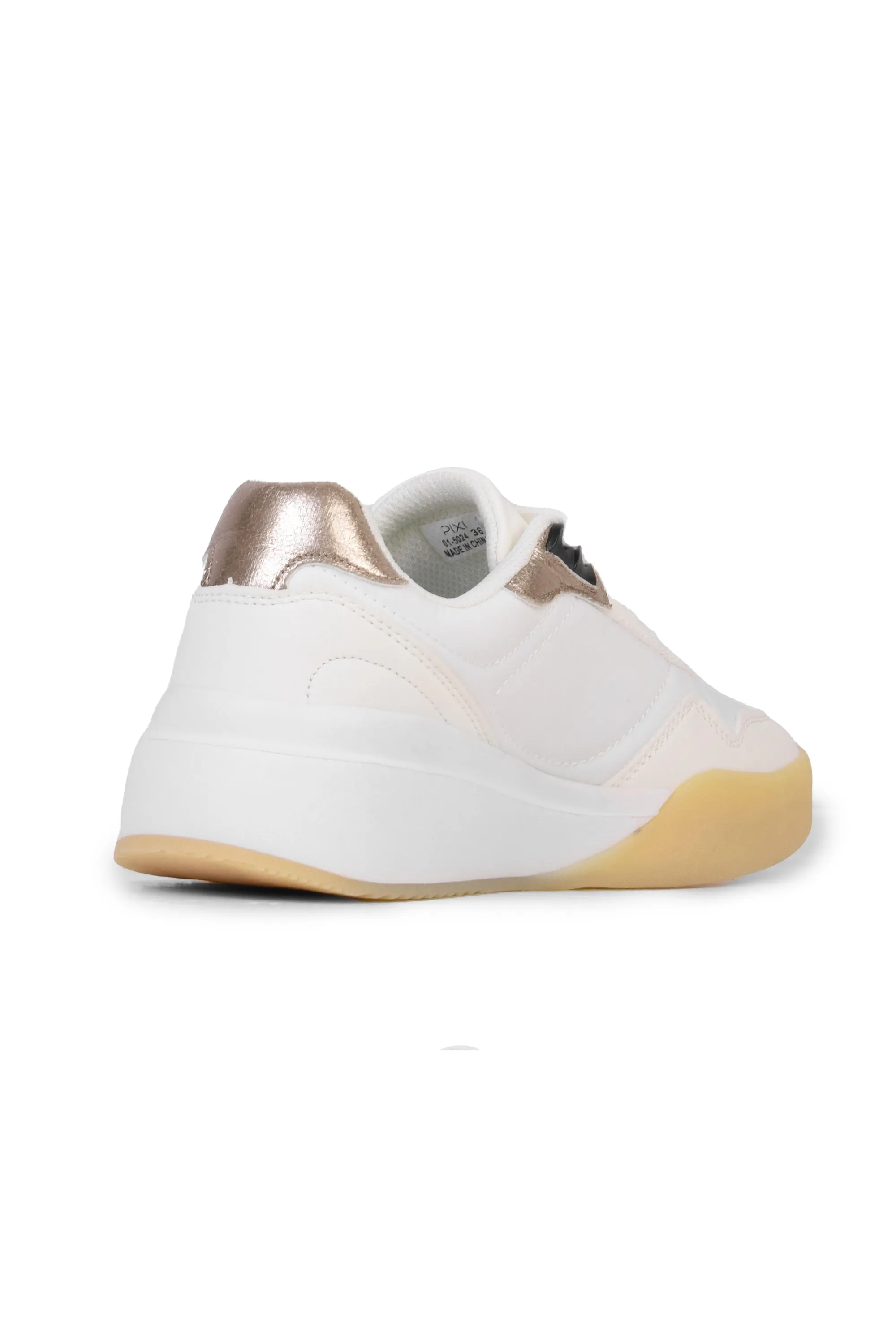 01-5024 Comfy Flat Sneaker