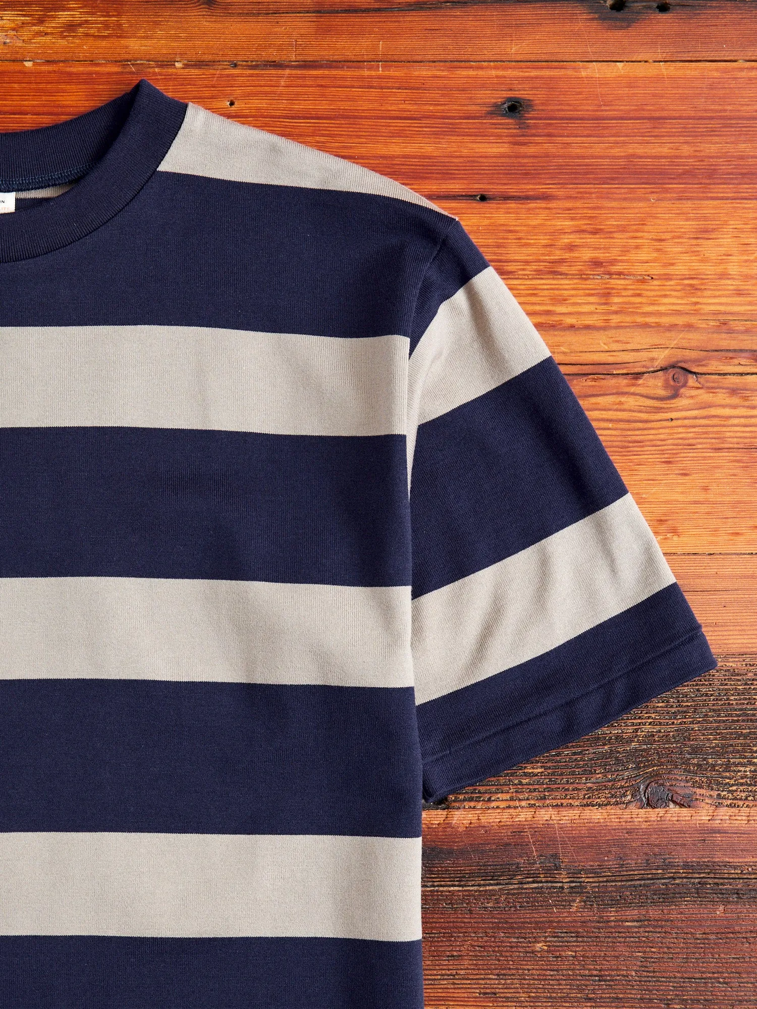 4089 Loopwheel Stripe Border Tee in Navy Grey