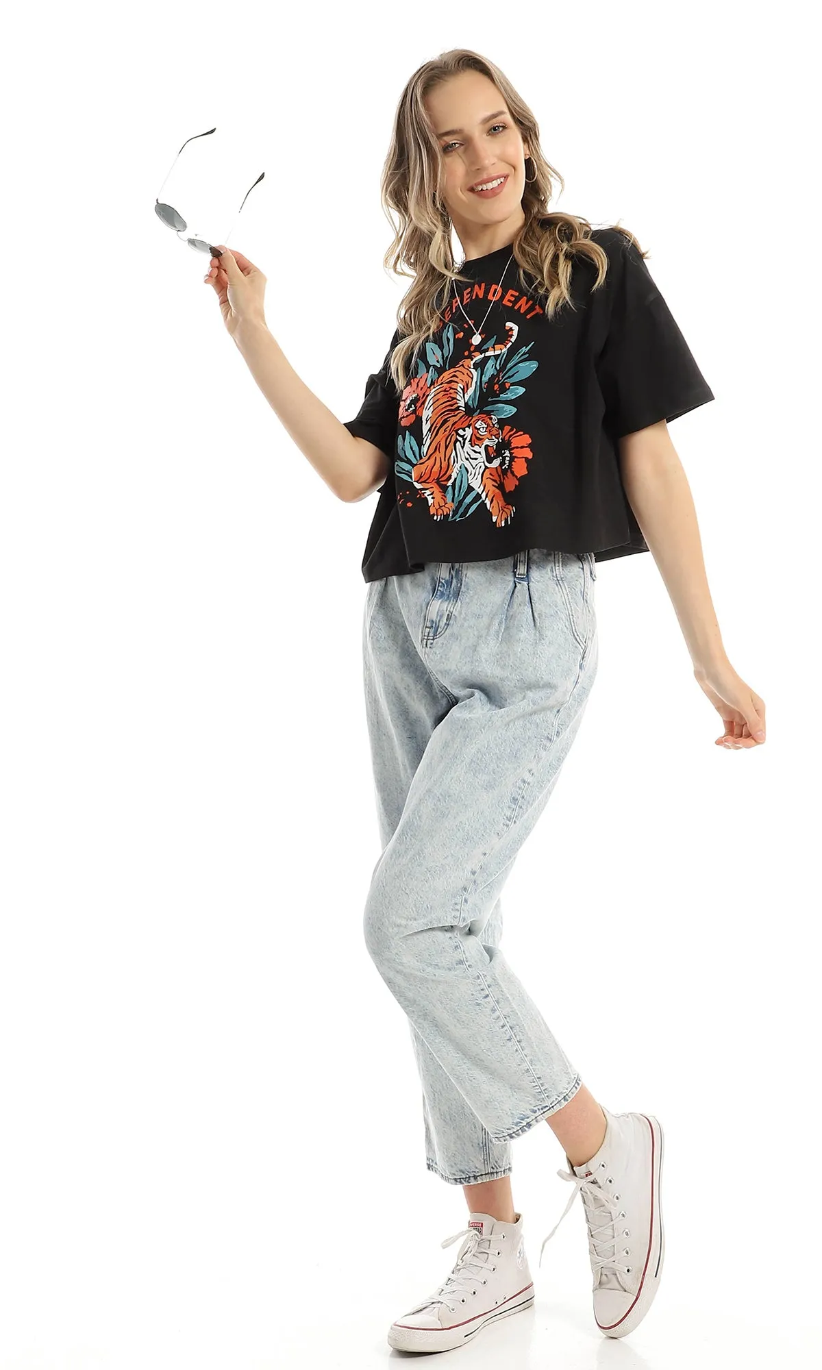 97667 Printed "Tiger" Crew Neck Drop Shoulders Black Cropped Tee