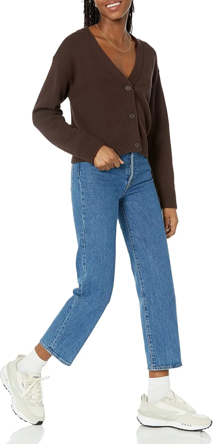 Amazon Essentials Women's Relaxed Fit V-Neck Cropped Cardigan