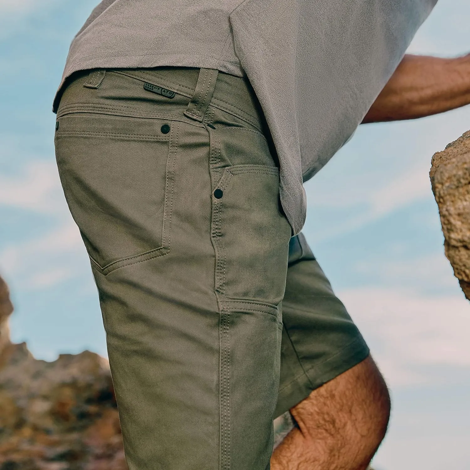 ATG by Wrangler Men's Reinforced Utility Shorts
