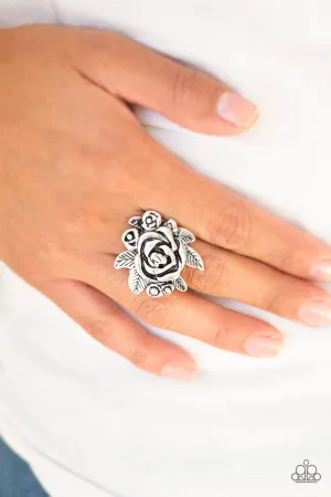 Bouquet Bonanza - Silver - Ring