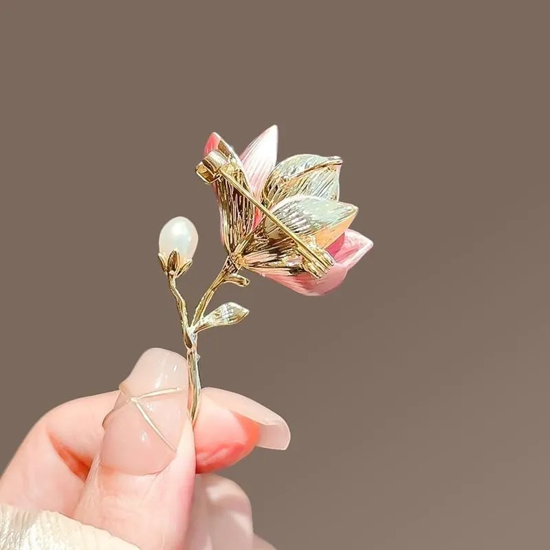 Dainty Flower Brooch Pins for Women Elegant Rhinestone Brooch Pin Cubic Zircon Pearl Enamel Badges Lapel Pins Trendy Banquet Prom Dress Jewelry Accessories Mother's Day Gift