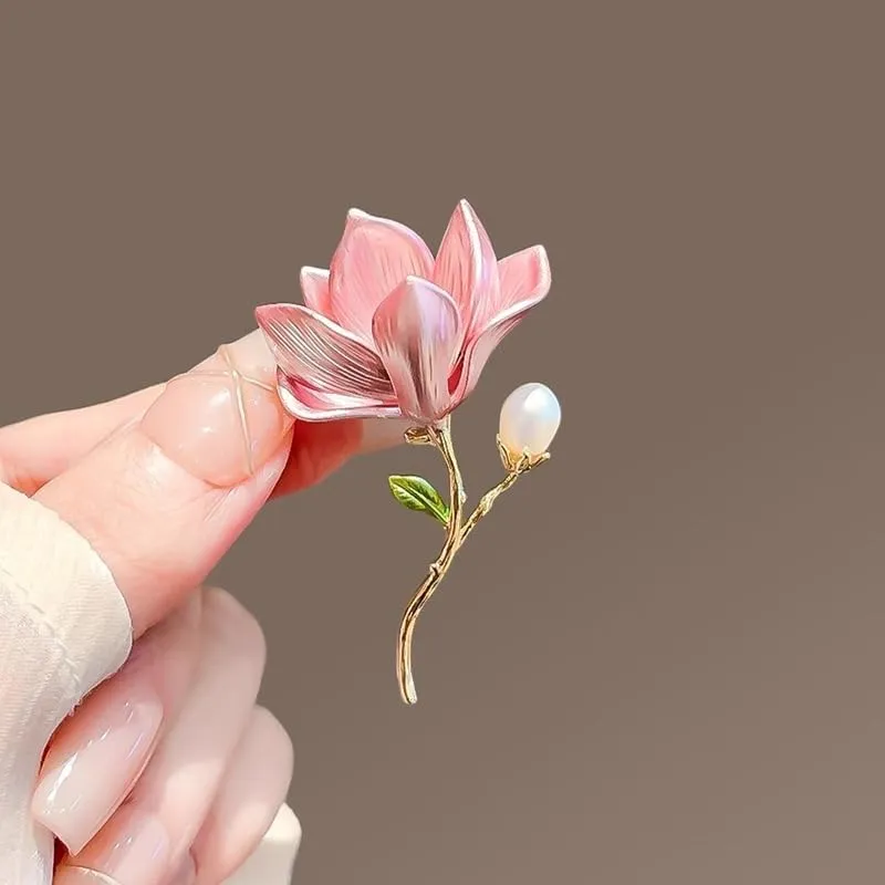 Dainty Flower Brooch Pins for Women Elegant Rhinestone Brooch Pin Cubic Zircon Pearl Enamel Badges Lapel Pins Trendy Banquet Prom Dress Jewelry Accessories Mother's Day Gift