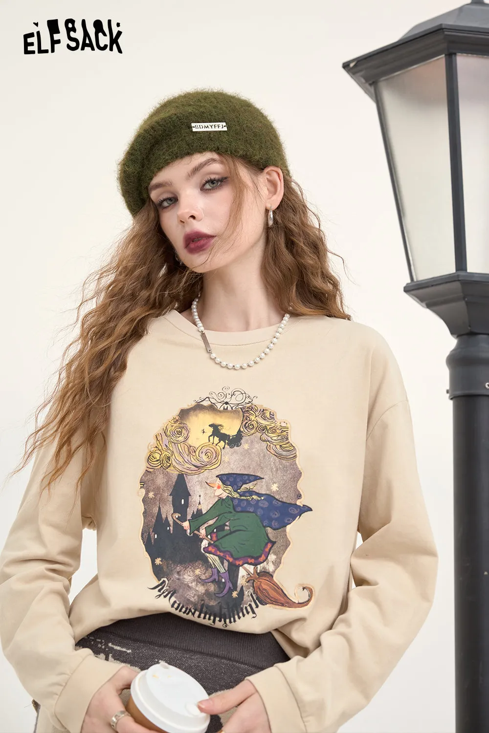 ELFSACK 2024 Winter New Arrivals Long-sleeved T-shirt for women, original witch print, retro, casual, bottoming shirt