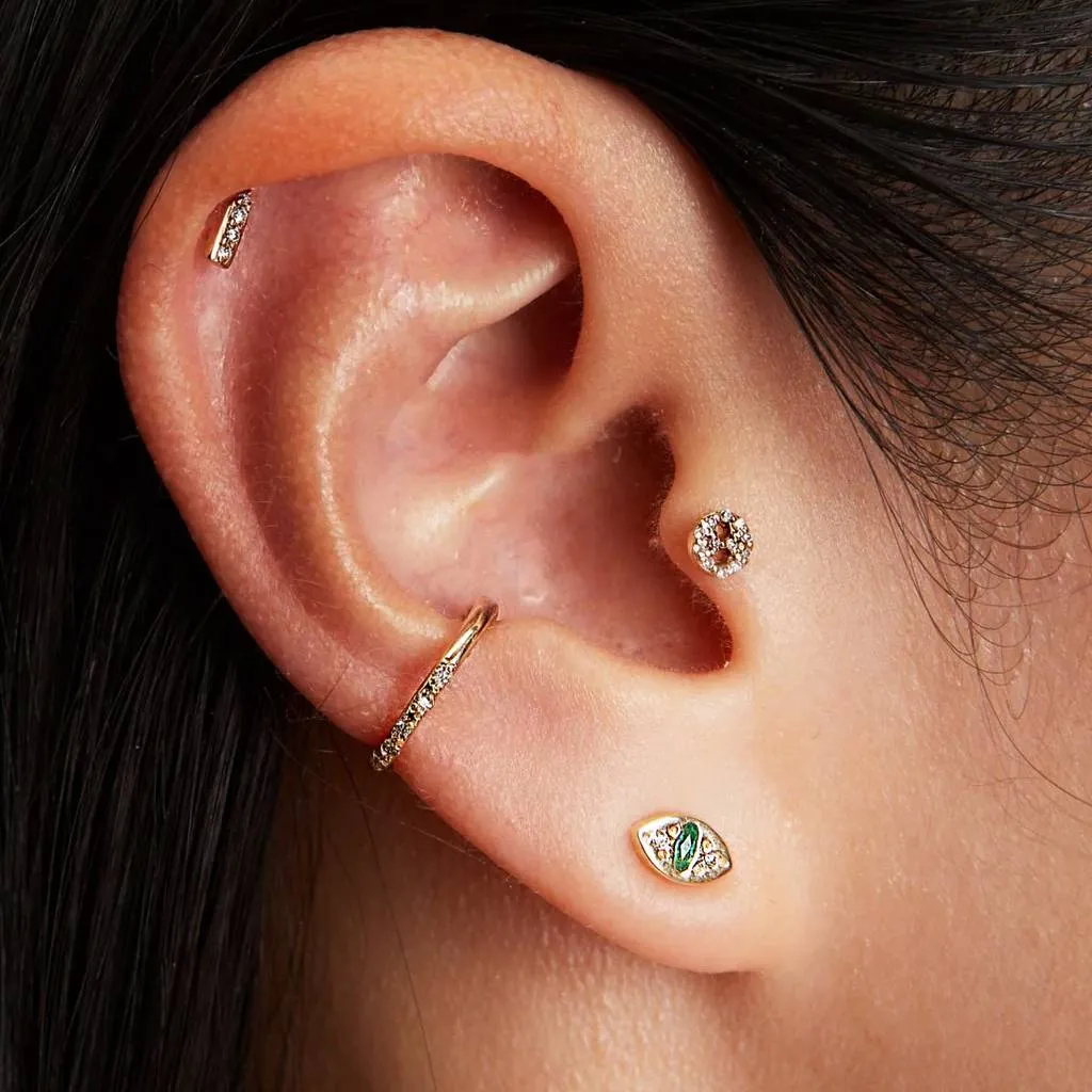 Emerald   10k Gold Cat Eye Stud Earring