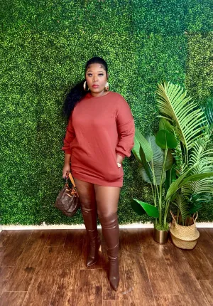KEEPIN IT CUTE SWEATSHIRT DRESS (Rust)