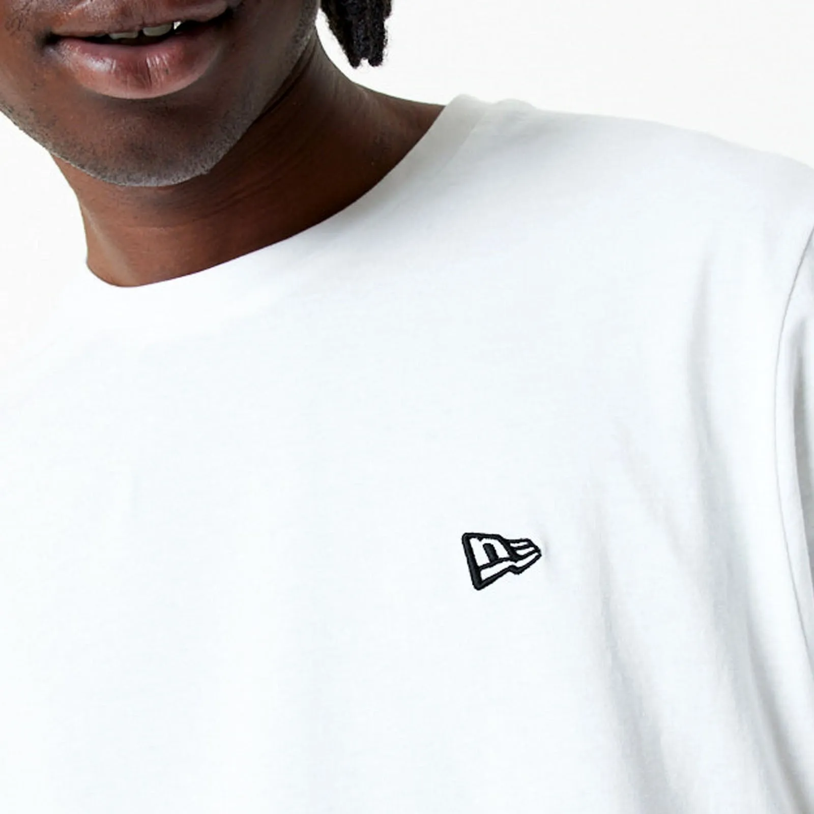 New Era Mens Essentials Short Sleeve T-Shirt - White