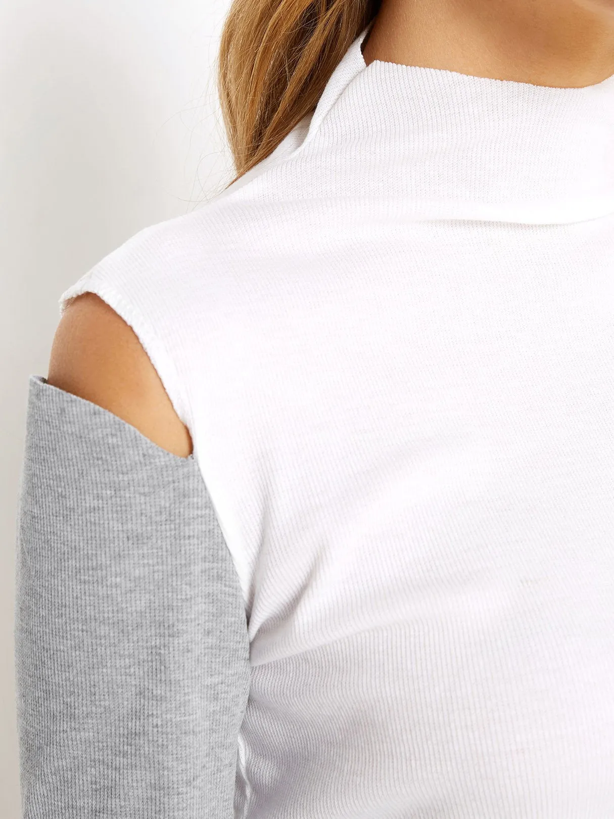 OEM ODM Cut Out High Neck Slit Sleeves Knitted Top