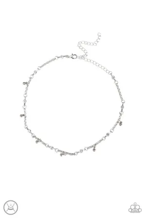 Paparazzi Necklace ~ What A Stunner - White