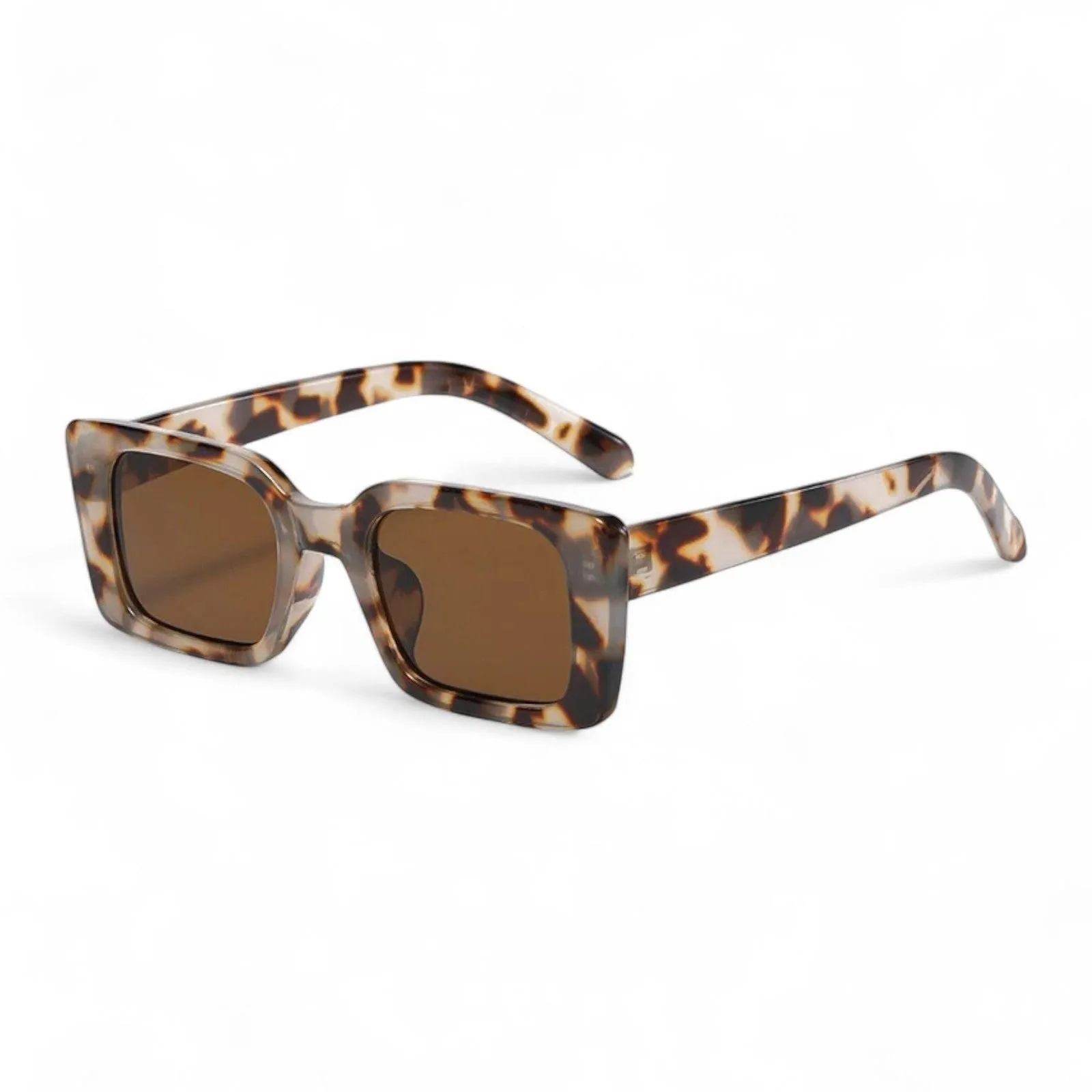 Reflective Womens Sunglasses for Stylish Beach Days