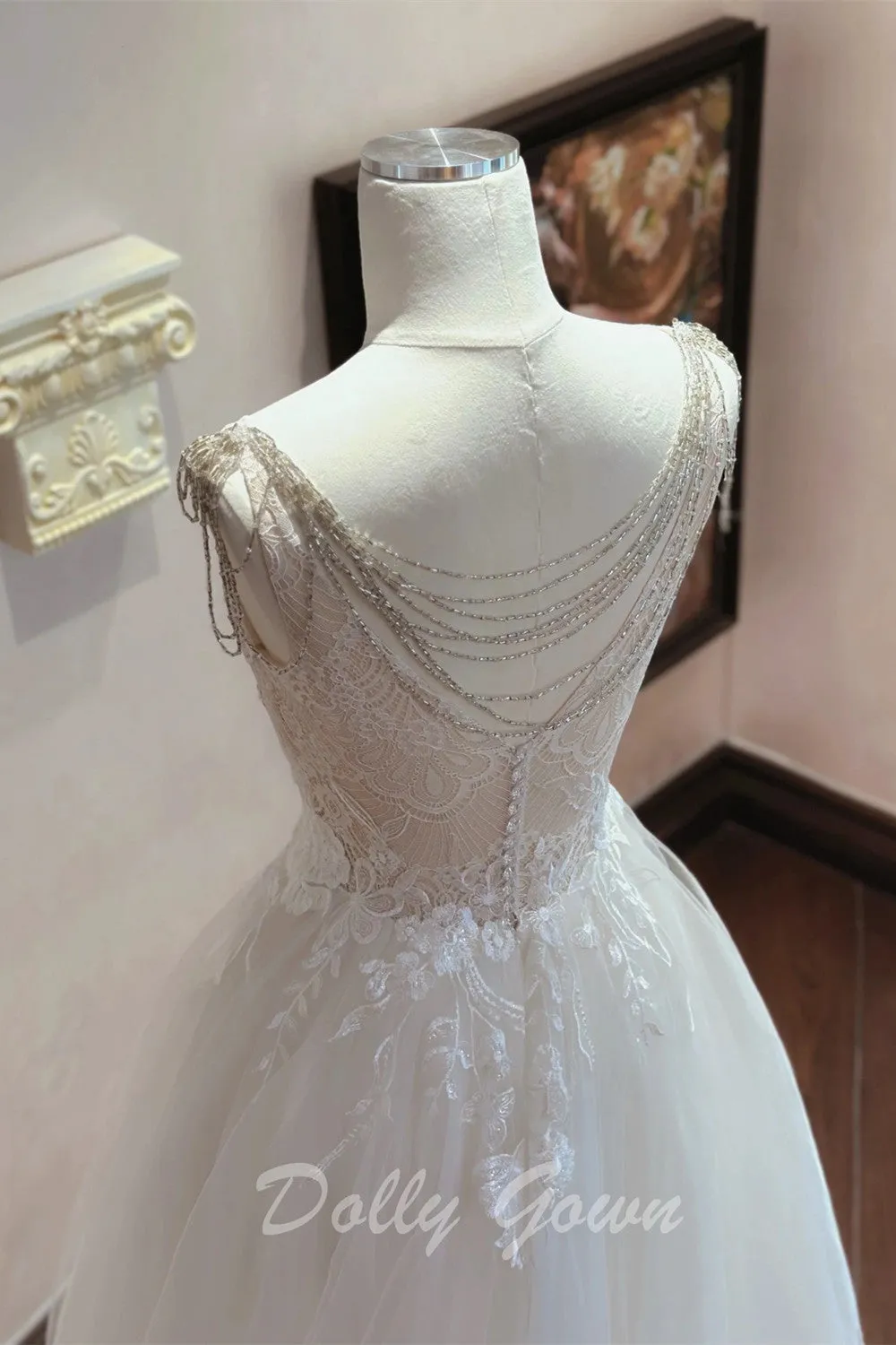 Romantic Boat Neck Sheer Lace Top A-line Tulle Wedding Dress