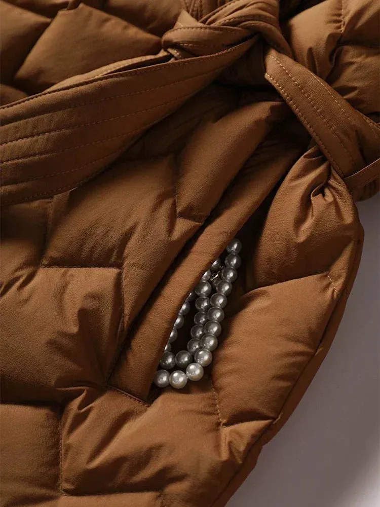SIOBHÁN | ELEGANT FEATHER COAT WITH BELT