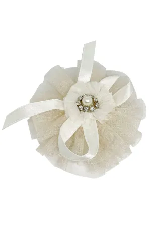 The Beige Tulle Clip