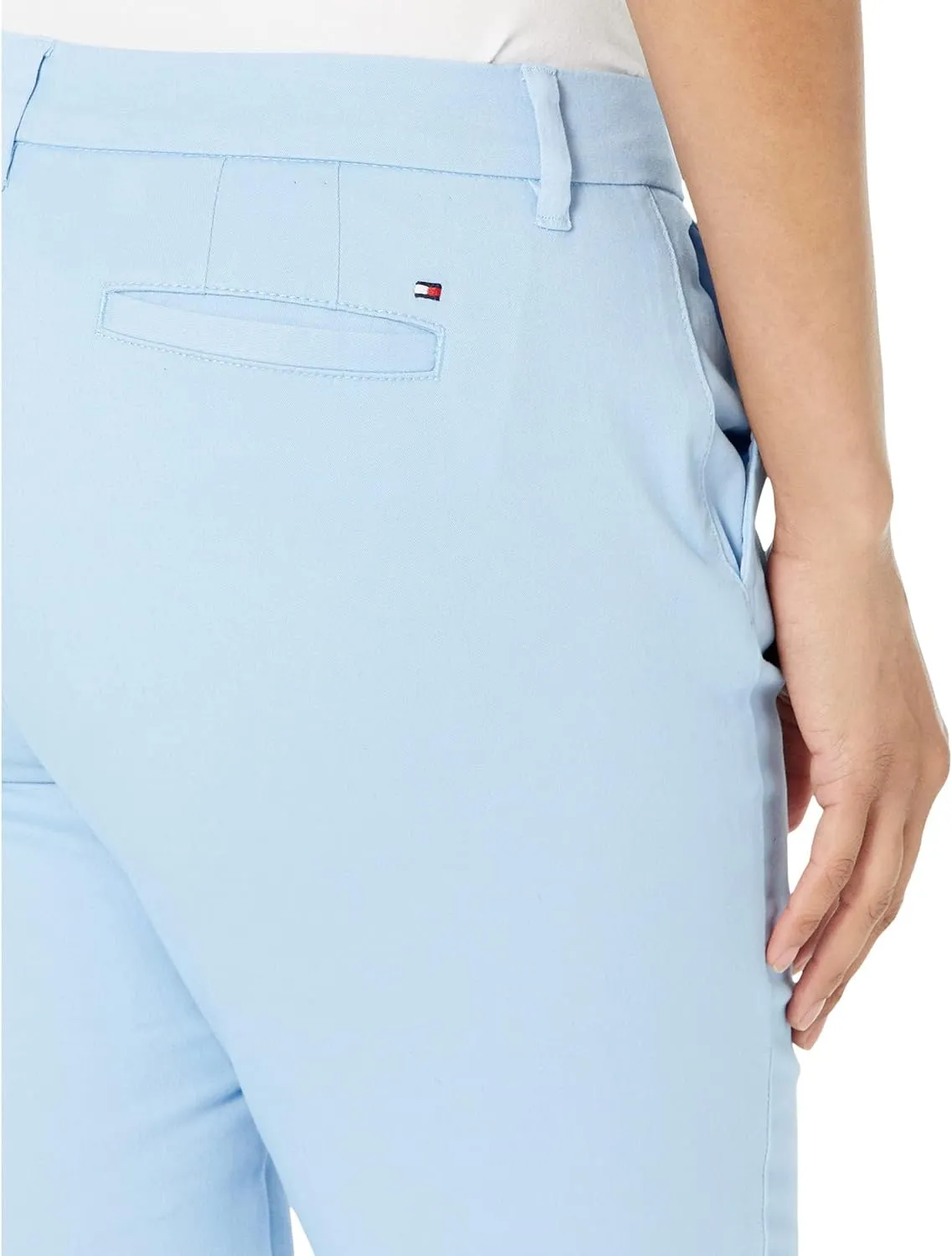 Tommy Hilfiger Relaxed Fit Hampton Chino Pant Standard and Plus Size Women's