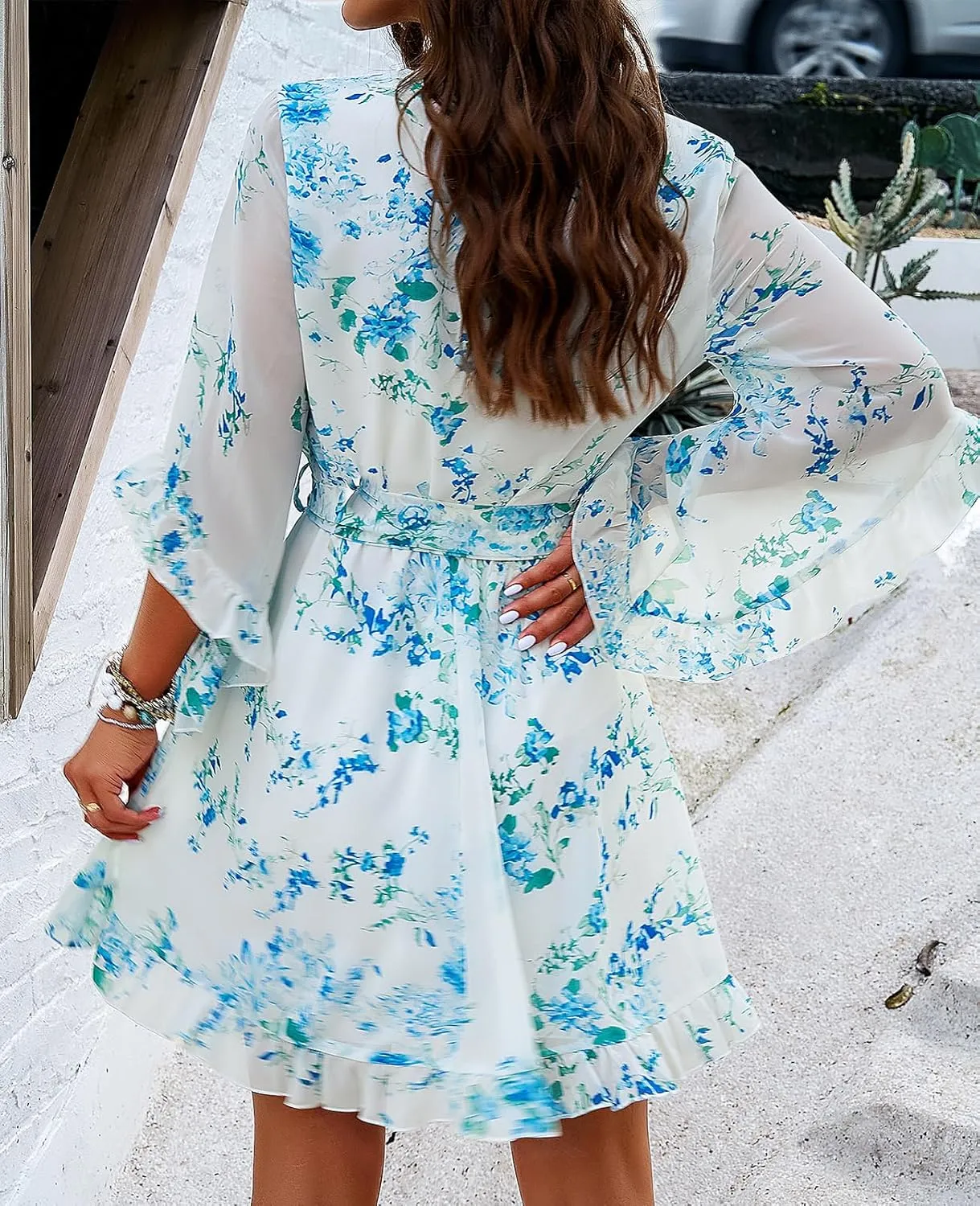 UONBOX Women's Floral Print Boho Dress V Neck Ruffle A-line Beach Mini Dress with Belt