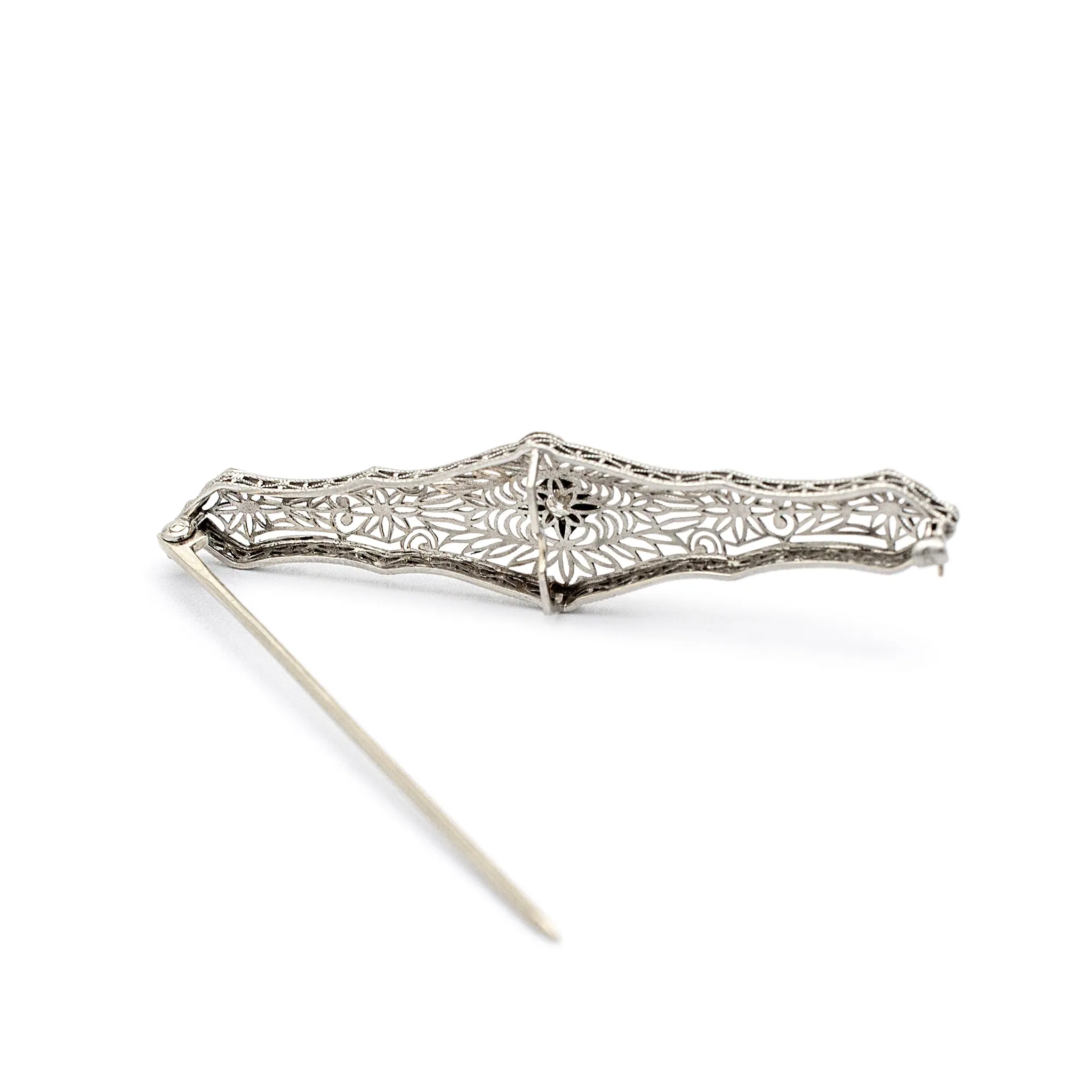 Vintage Platinum & 14K White Gold Filigreed Diamond Brooch