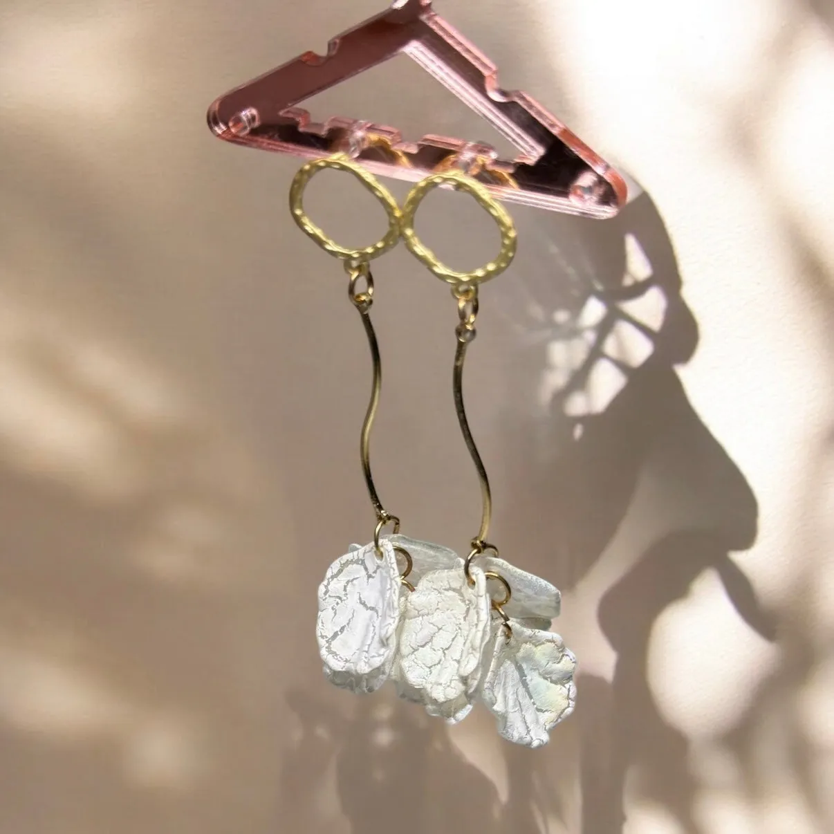 White - pearlescent flowers earrings | frosted petals earrings | unique golden floral earrings | bridal party wedding earrings