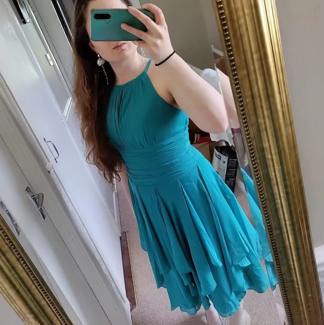 Women's Chiffon Halter Short Bridesmaid Dresses for Wedding A Line Ruffle Pleated Homecoming Dresses for Teens